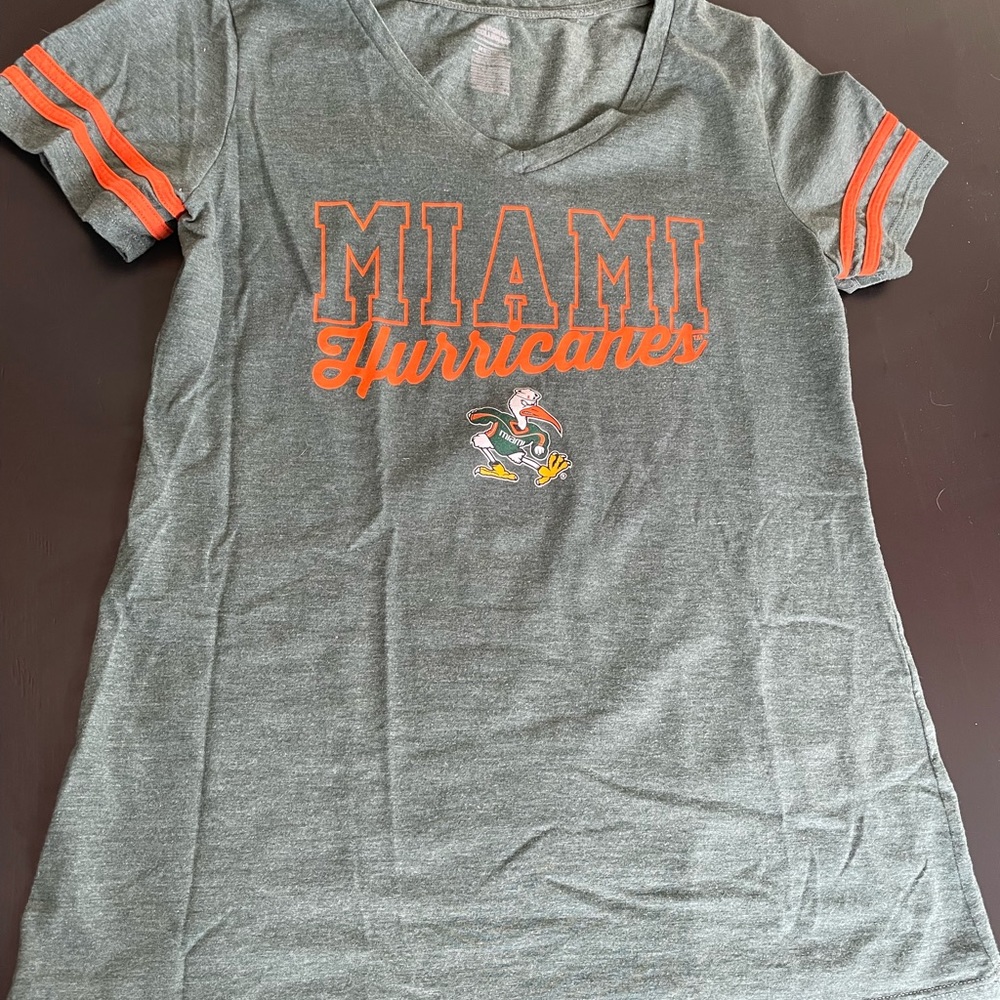 Miami Hurricanes green T-shirt - Womens Medium